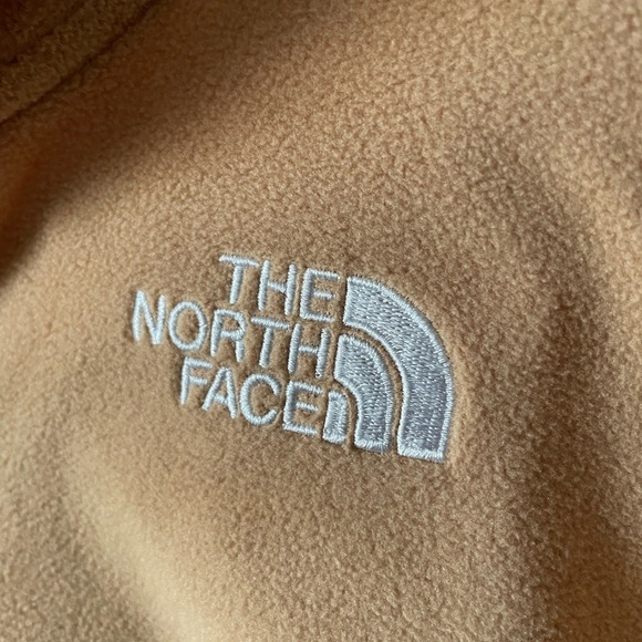NWOT North Face Pullover - Picture 4 of 4